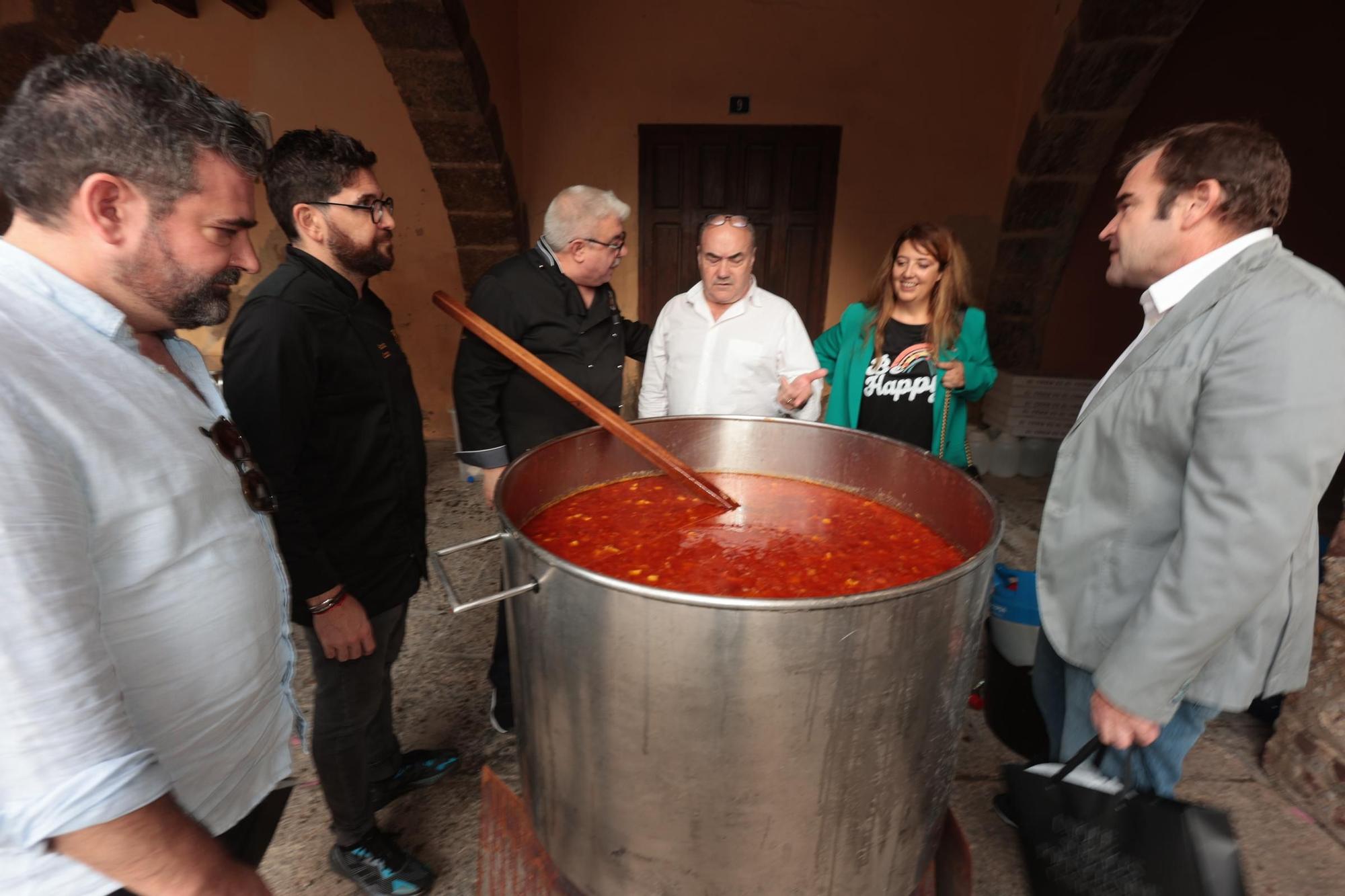 Todas las imágenes de la jornada inaugural de Mengem a Vila-real Olla de la Plana