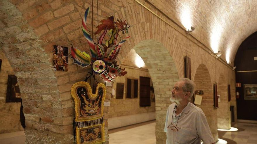 Textiles y máscaras de los Andes, un viaje por la tradición indígena en el Príncipe Felipe