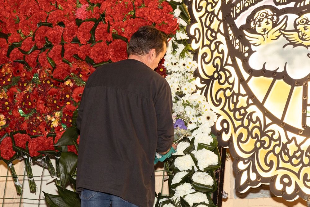 Picassent celebra la ofrenda y la misa de Flores a Nuestra Señora de Vallivana