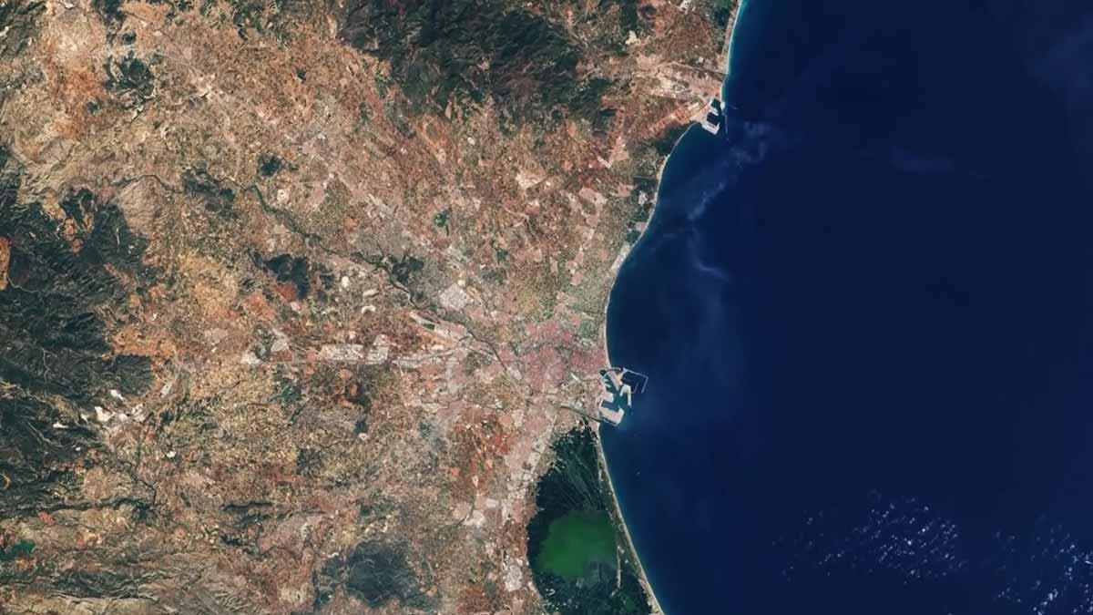 Valencia vista desde el espacio.