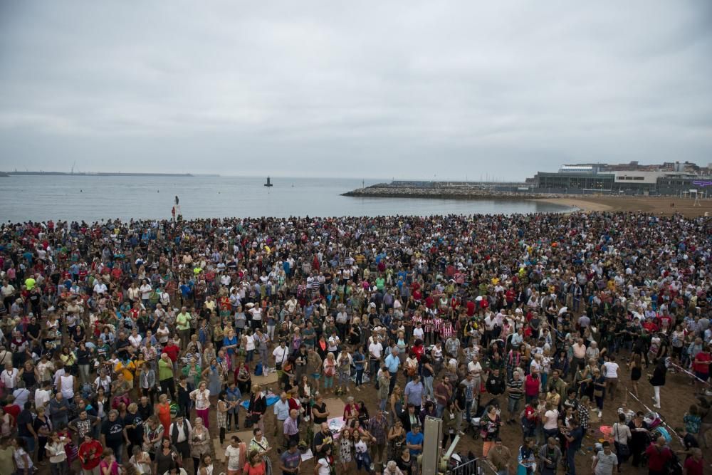 Al récord de escanciado en Gijón le faltaron 202 culetes