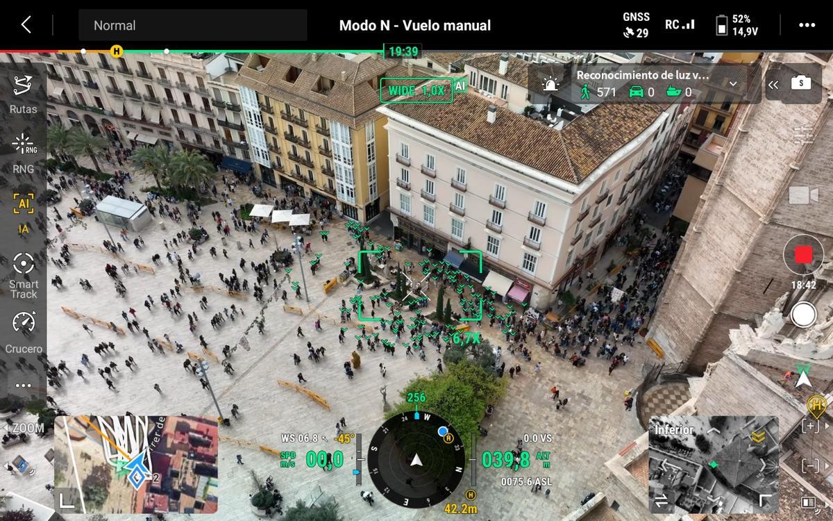Mediciones en la plaza de la Reina para registrar los movimientos de los visitantes