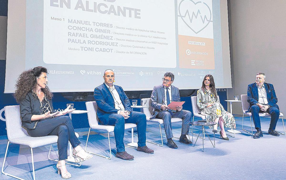 Concha Giner, Manuel Torres, Toni Cabot, Paula Rodríguez y Rafael Giménez.