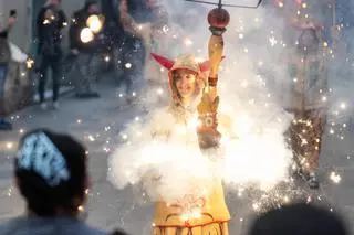 Cercavila conmemorativa de los 425 años de los Gegants del Pi.