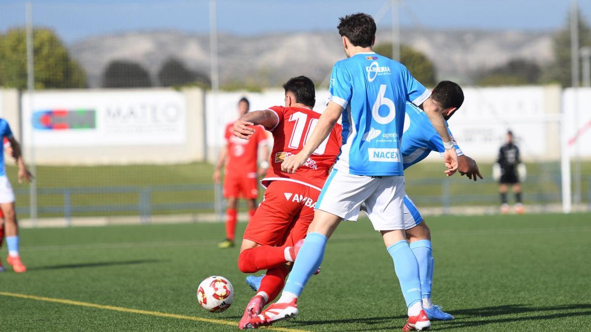 Imagen del duelo de esta jornada entre CD Ebro y Binéfar