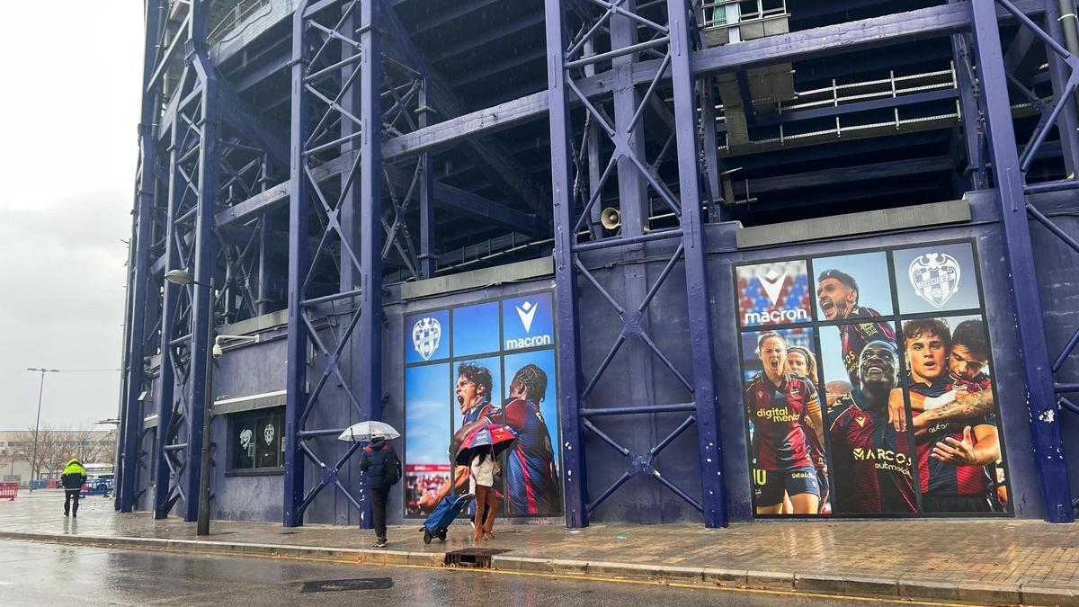 El Levante UD suspende el partido contra el Villarreal por la alerta roja