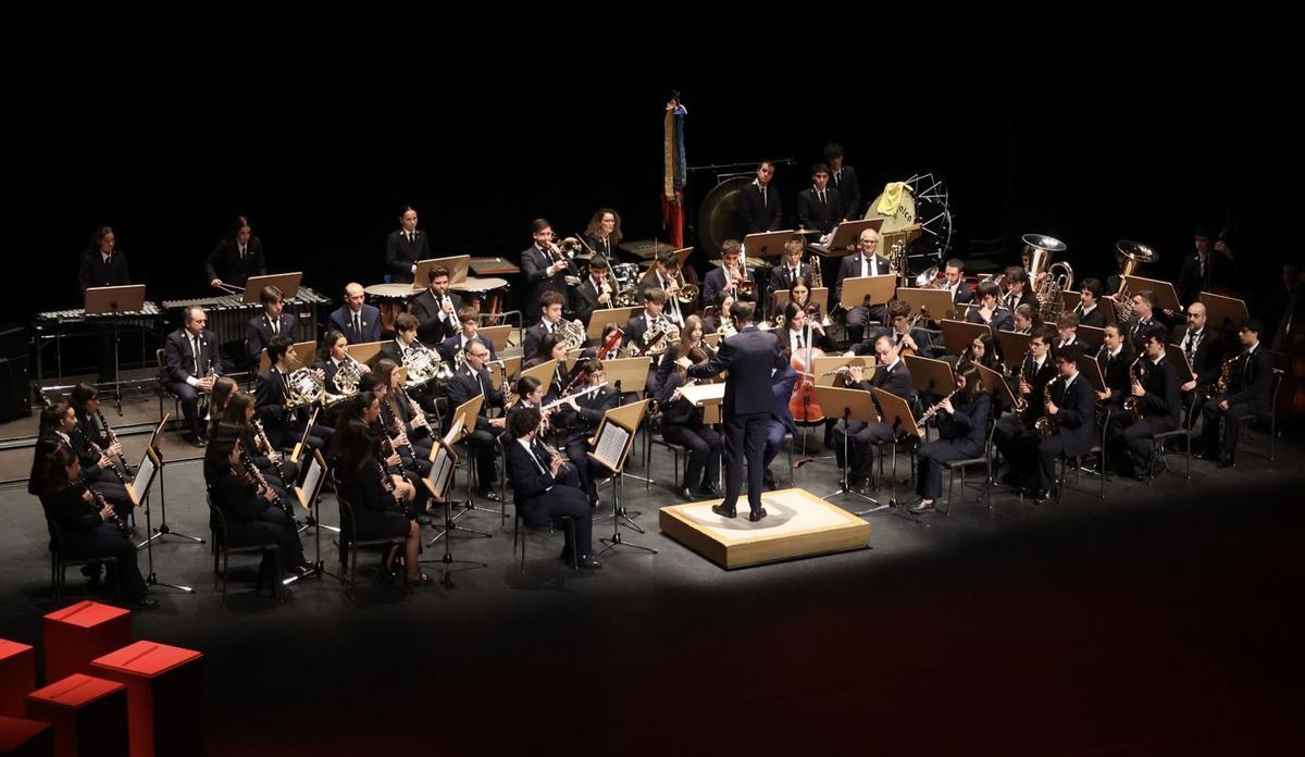 La Agrupación Musical de Cabezo de Torres interpretó ‘Bohemian Rhapsody’al final de la gala. | JUAN CARLOS CAVAL