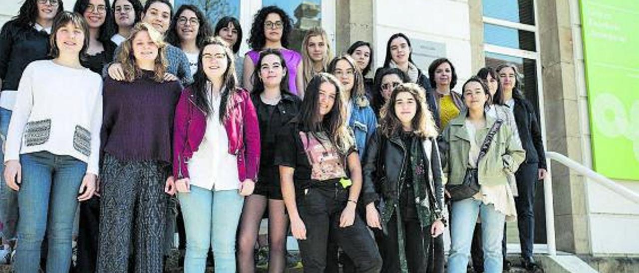 Alumnas de las primeras promociones de Aeroespacial, en una imagen de 2019.   | // BRAIS LORENZO