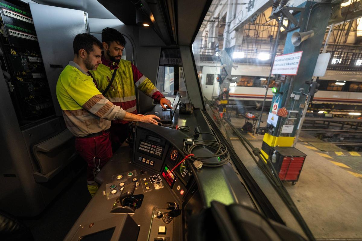 Visita a los talleres de Renfe en Sant Andreu Comtal