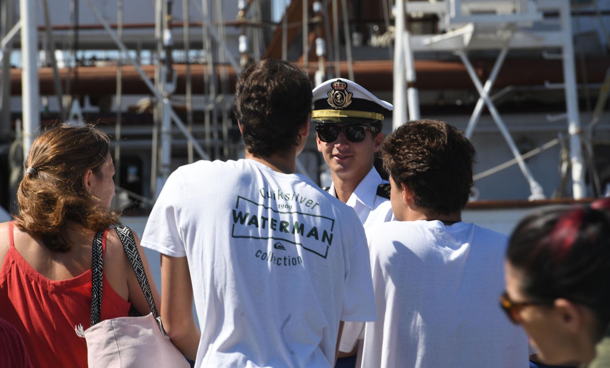 El 'Juan Sebastián de Elcano' ya está en A Coruña