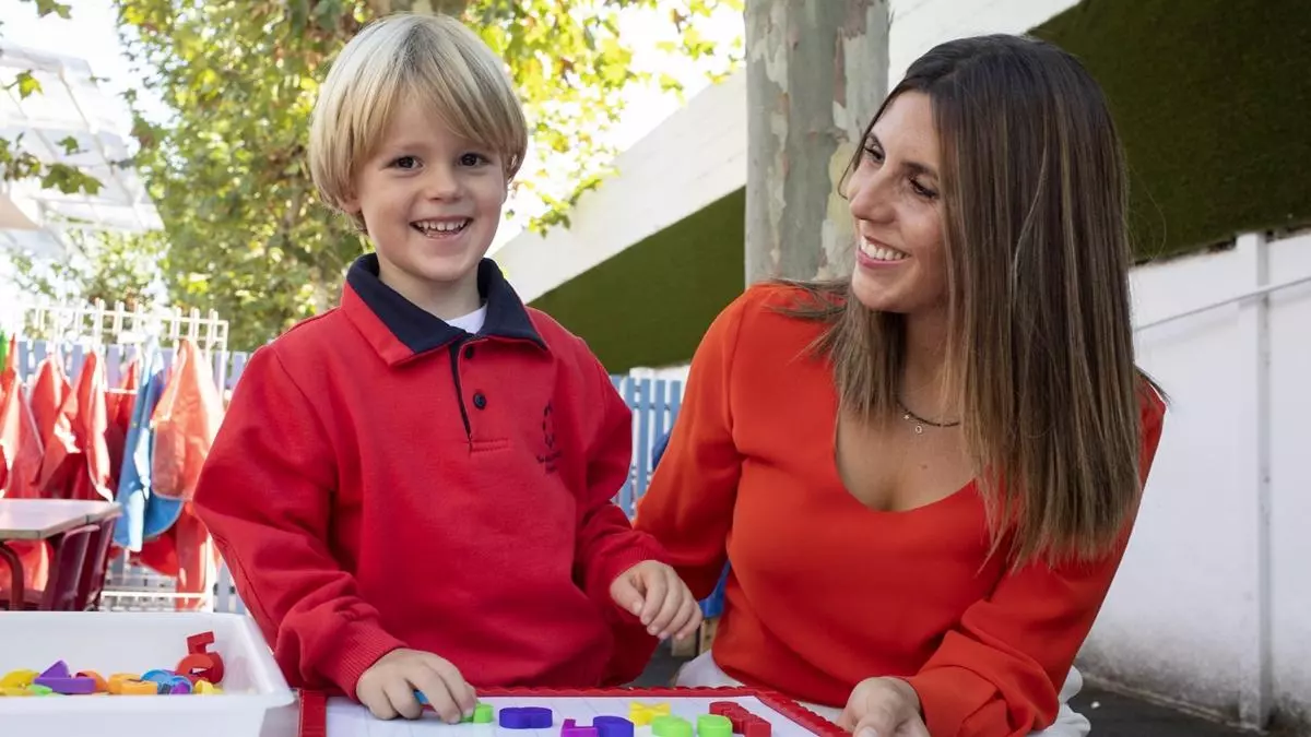 La primera generación del BSC confía también en la educación británica para sus hijos