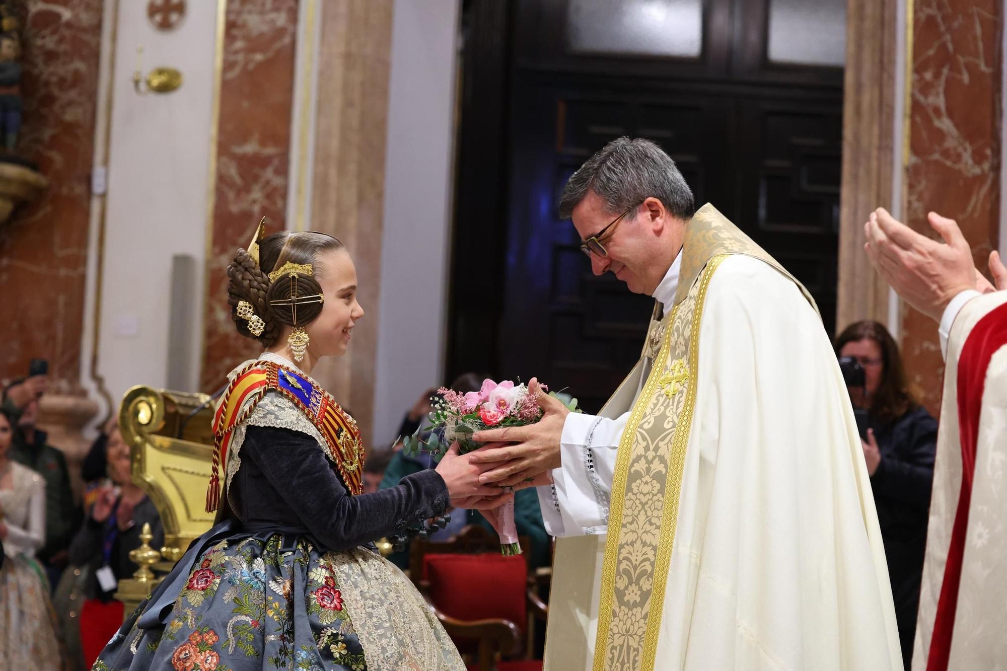 La Crida termina ante la Virgen de los Desamparados