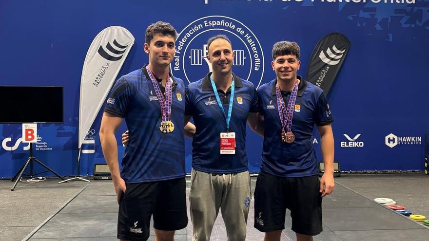 Dos jóvenes saguntinos deslumbran en el Campeonato de España de Halterofilia