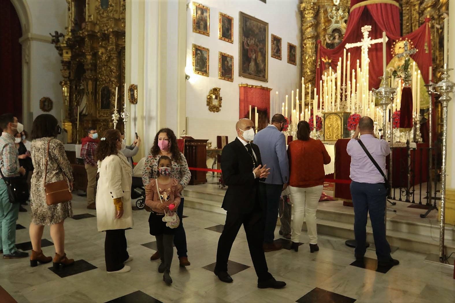 La Esperanza y Jesús de las Penas, recogimiento en San Andrés