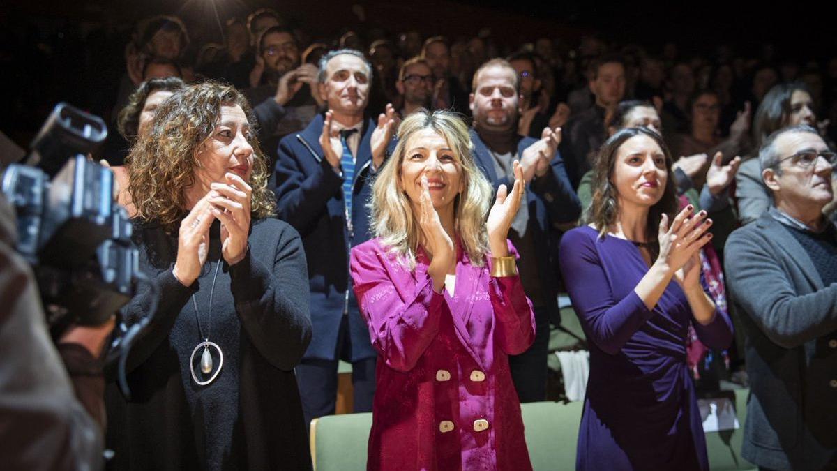 Yolanda Díaz e Irene Montero, junto a la presidenta de Baleares, Francina Armengol.