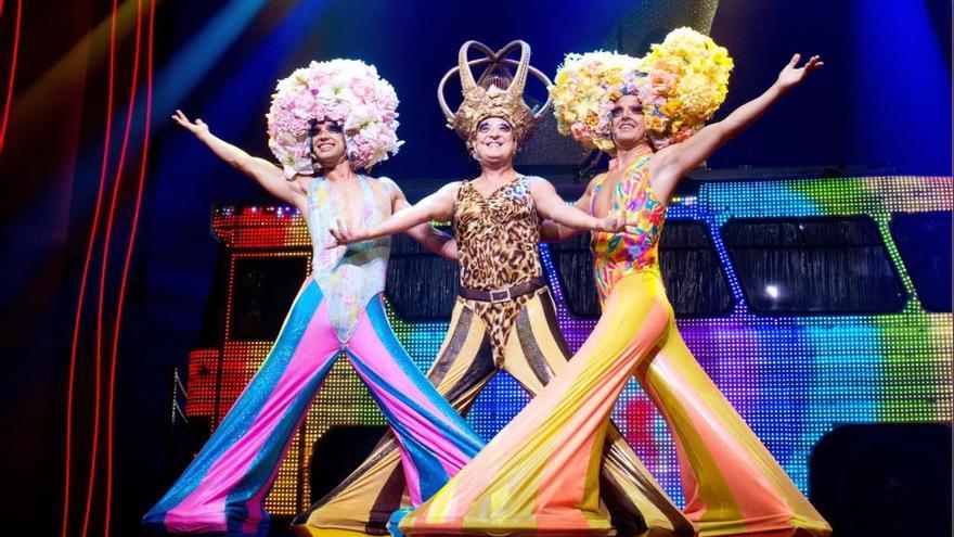 Priscilla. El musical, desmadre para terminar el Festival de Teatro - La  Opinión de Málaga