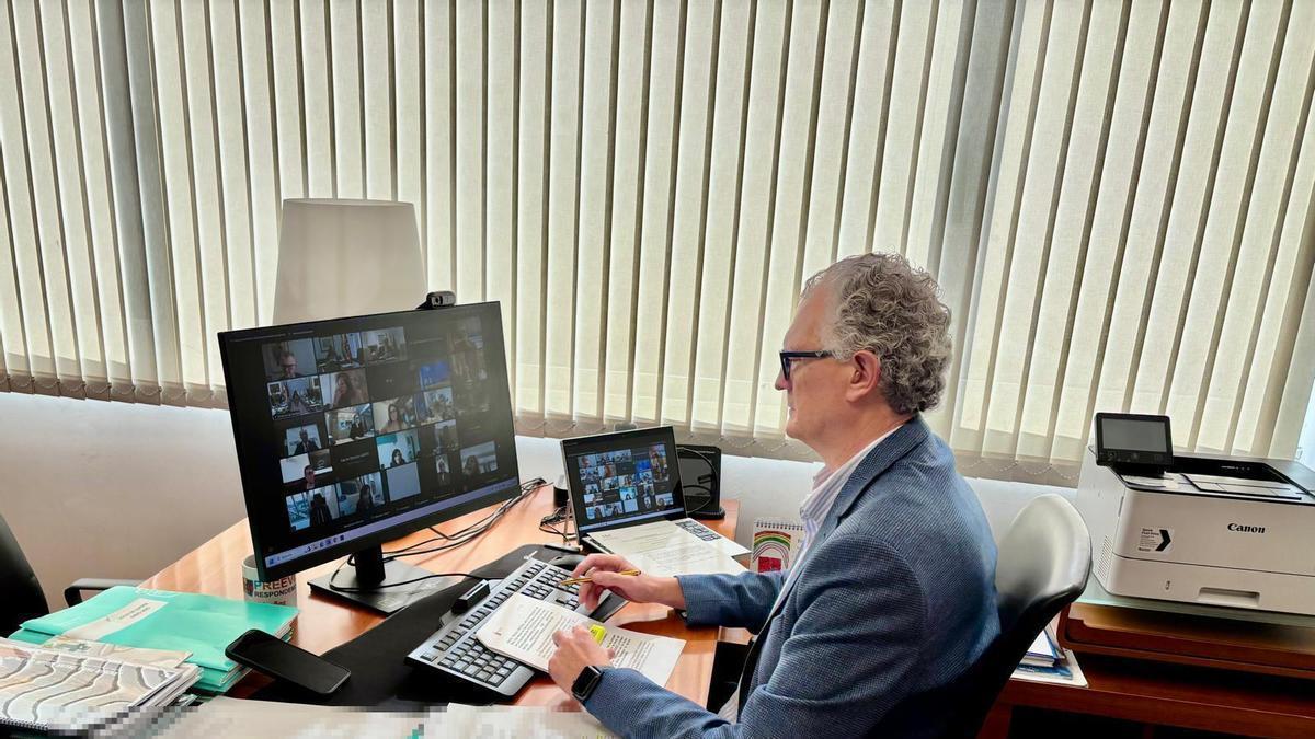 El consejero de Salud, Juan José Pedreño, participó en la reunión telemática del Consejo Interterritorial celebrada hoy.