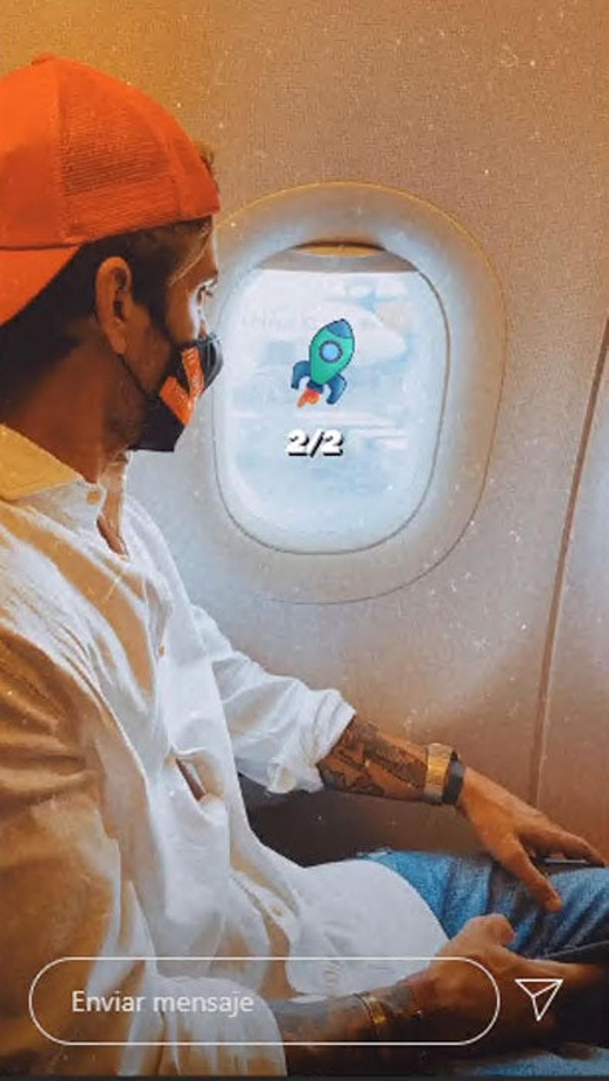 Rodri Fuertes en el avión