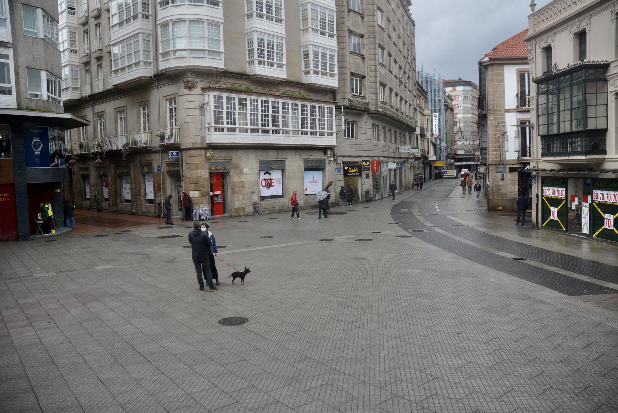 El confinamiento perimetral vacía las calles de Pontevedra