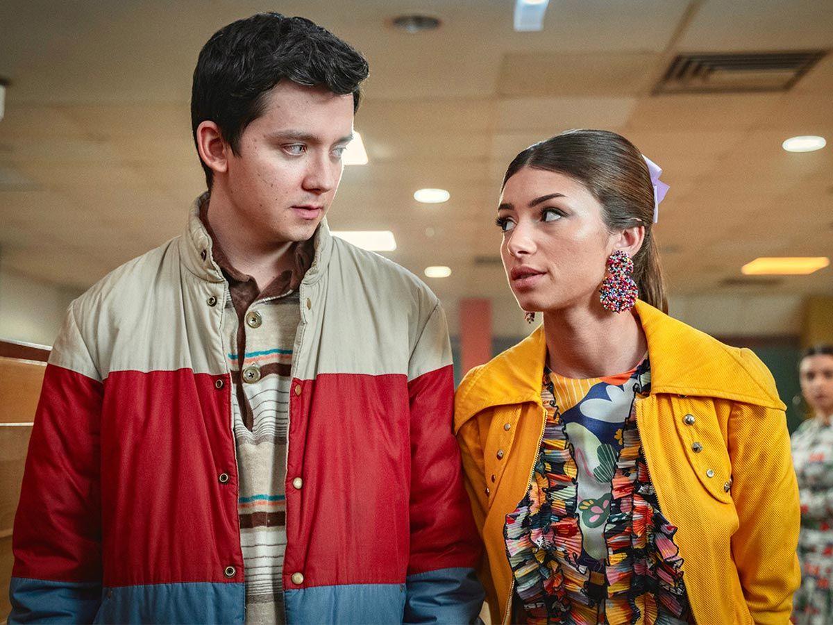 Ruby Matthews, personaje interpretado por Mimi Keene, con vestido de Celia B en la serie 'Sex Education'