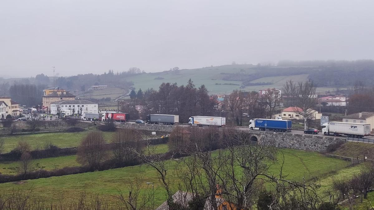 Retenciones en Alcañices por un corte de la N-122