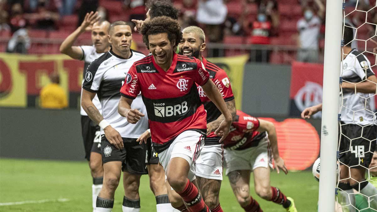 El Flamengo eliminó al Olimpia en los cuartos de final de la Libertadores