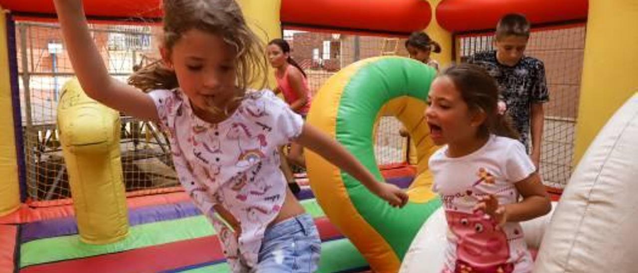 Las actividades infantiles abrieron ayer las fiestas del barrio de Santa Ana