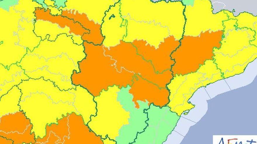 La alerta amarilla en las tres provincias dará paso a la naranja desde mañana