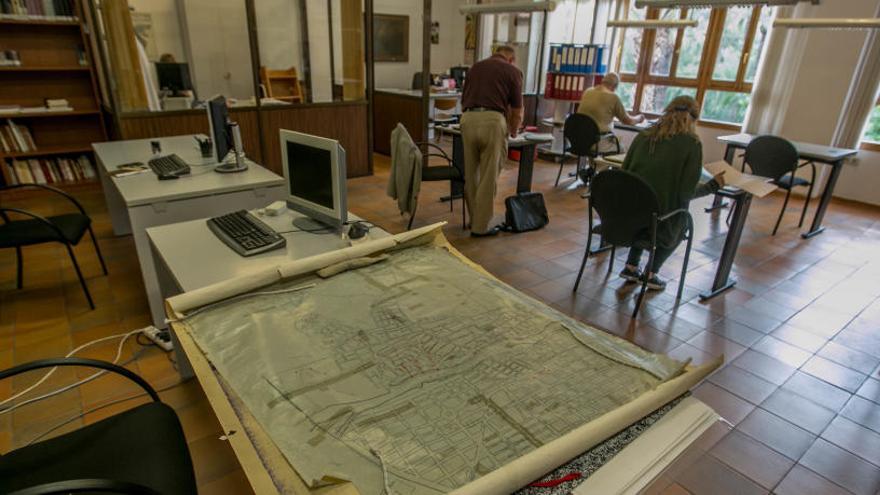 Digitalización de los mapa del archivo histórico