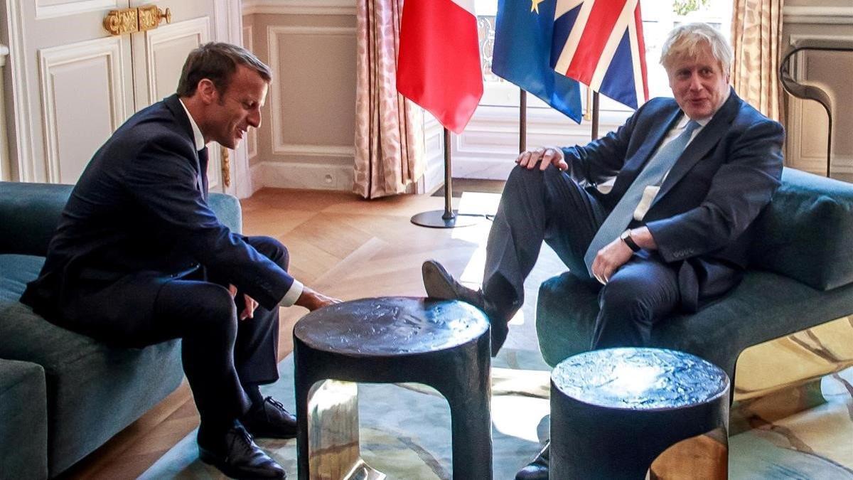 Emmanuel Macron, se reune con al primer ministro británico, Boris Johnson