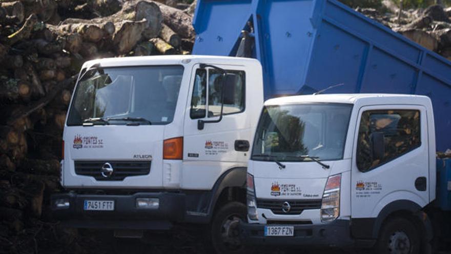 Seis décadas transformando a madeira en leña de calefacción