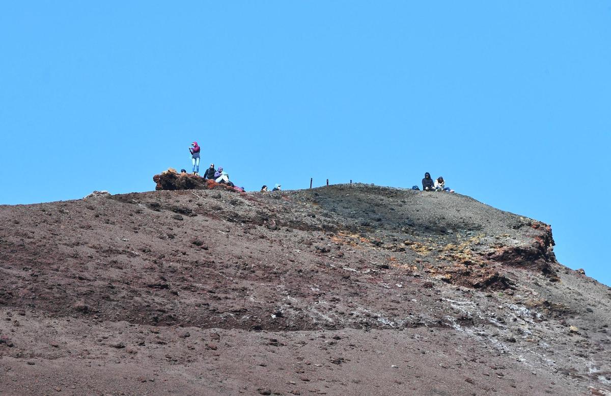 Giro dItalia - Stage 4 - Avola to Etna-Nicolosi