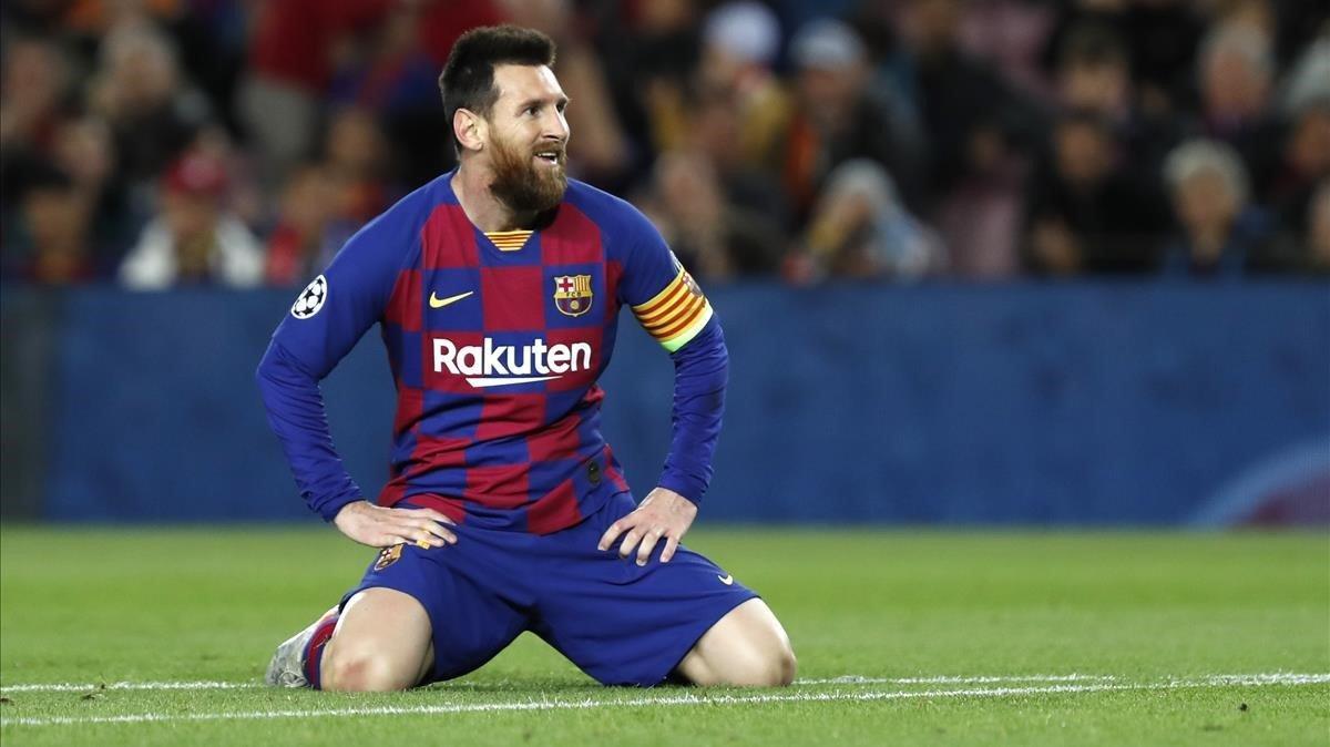 zentauroepp50758030 barcelona s lionel messi reacts after missing a scoring chan191105195443