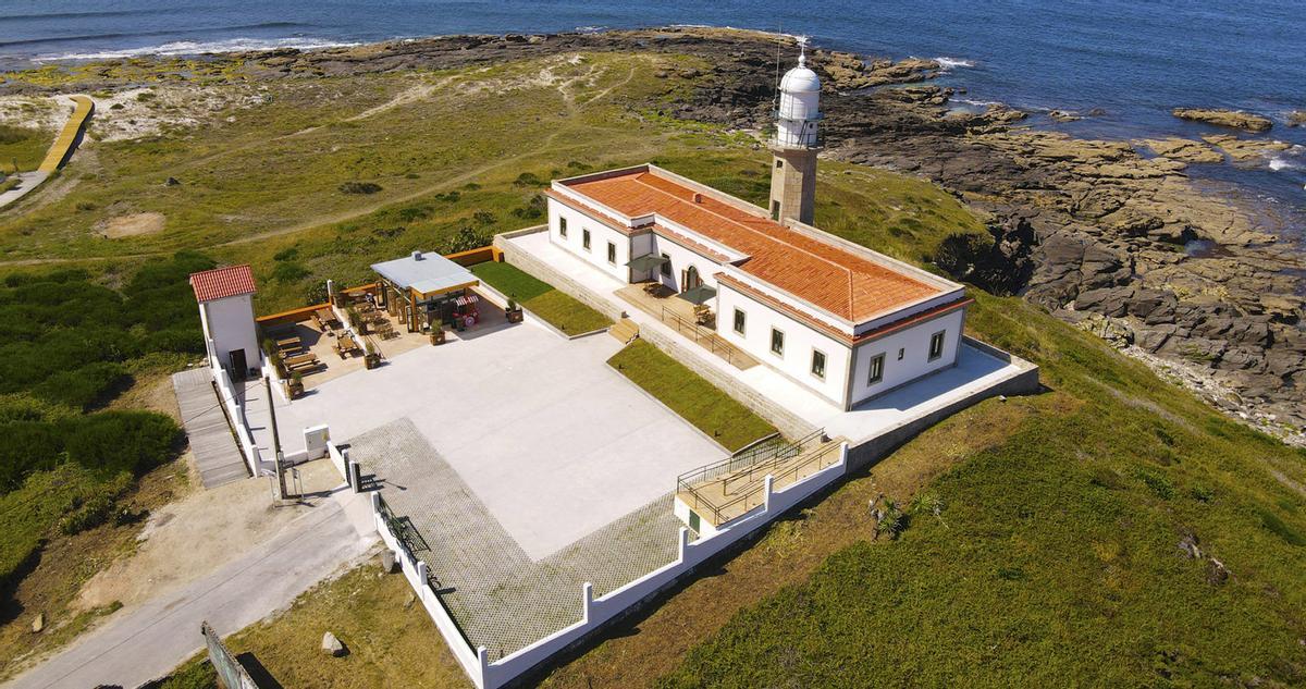 El hotel del Faro de Lariño, en Carnota.