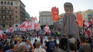 La décima manifestación contra Mazón por la dana