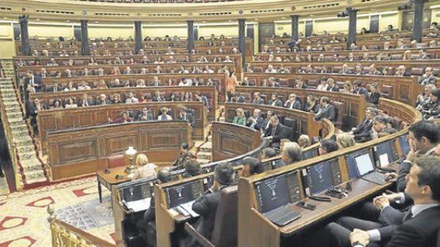 Los diputados aragoneses en el Congreso trabajan casi por dos