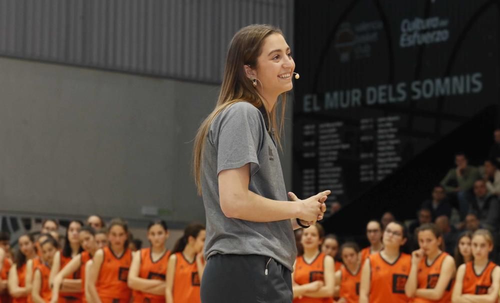 Lorena Segura entra en el ''Mur dels Somnis''