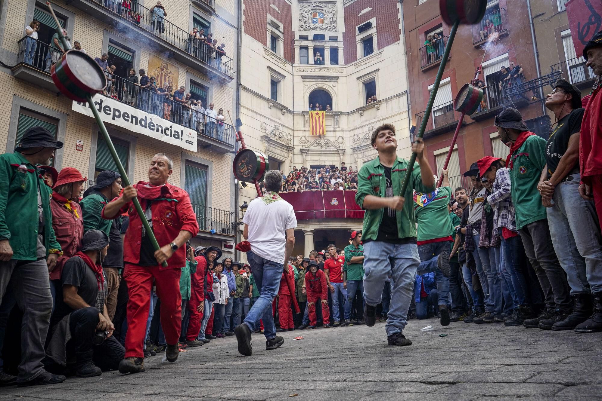 Així s'ha viscut el passacarrers de Patum de dissabte