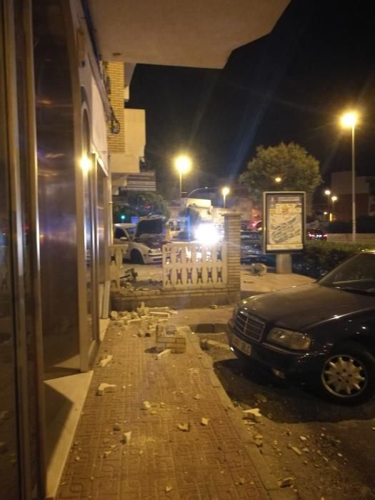Aparatoso accidente en el casco urbano de Torrevieja con tres heridos graves