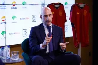 Rubiales: «No podemos poner 20 millones y que los clubes generen deuda»