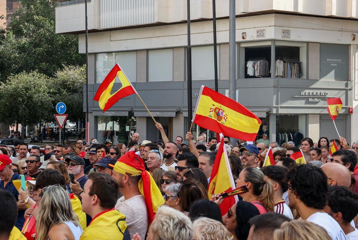 La movilización de Alicante en apoyo a Ceuta, en imágenes