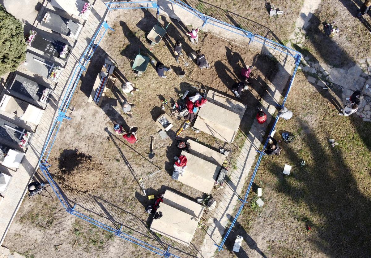 El cementerio de Alicante acoge la primera exhumación de represaliados del franquismo