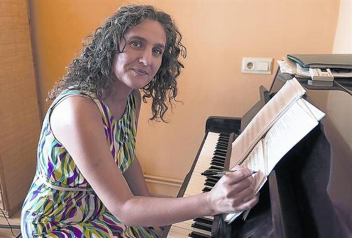 «El fado és una manera de pensar, sentir i viure»_MEDIA_1 «El fado és una manera de pensar, sentir i viure»_MEDIA_1