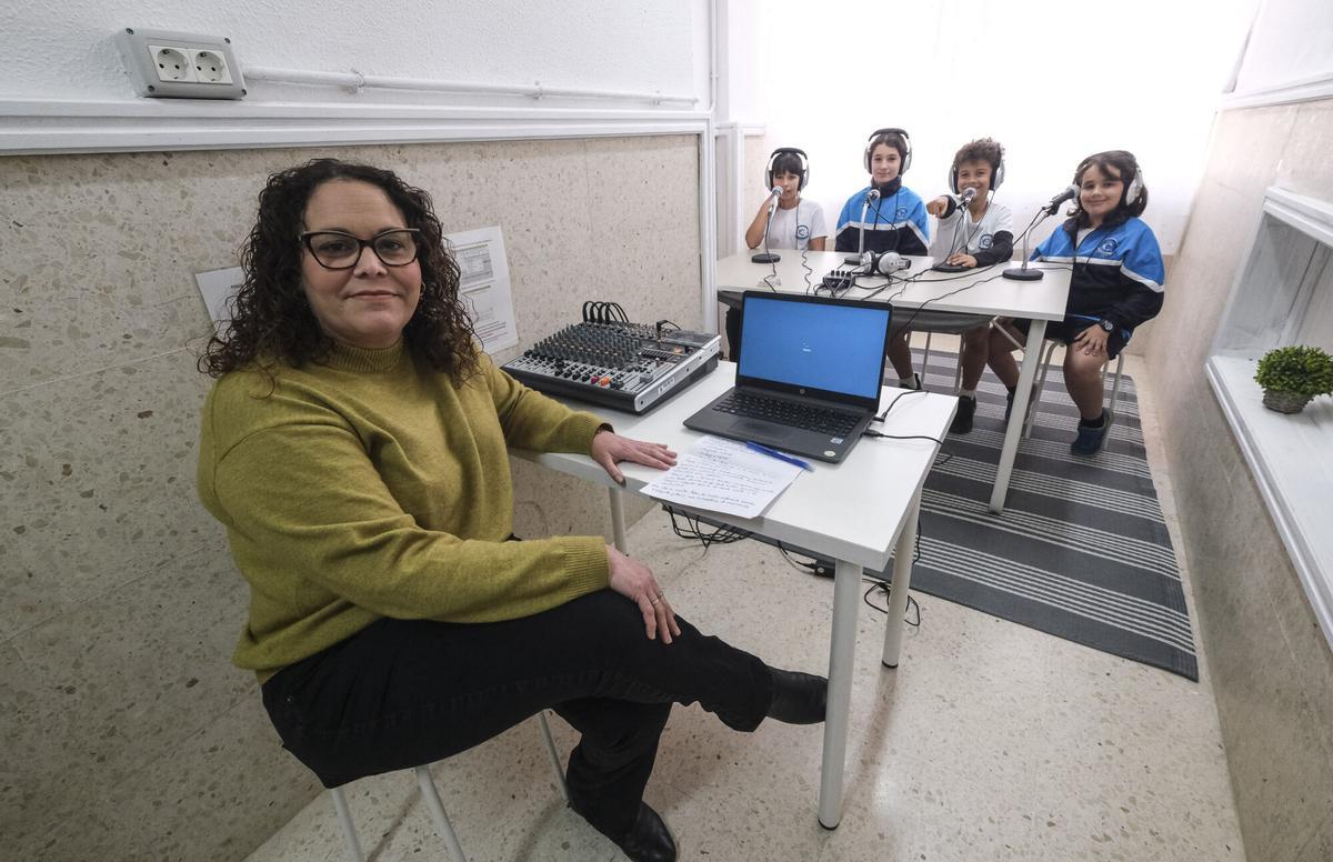 Radio Escolar en el CEIP Mesa y López, en Las Palmas de Gran Canaria Radio Escolar en el CEIP Mesa y López, en Las Palmas de Gran Canaria