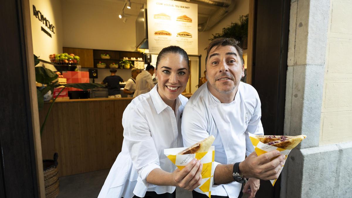 Inauguració de la biquineria dels Germans Roca, la Rocambolesc Bikineria