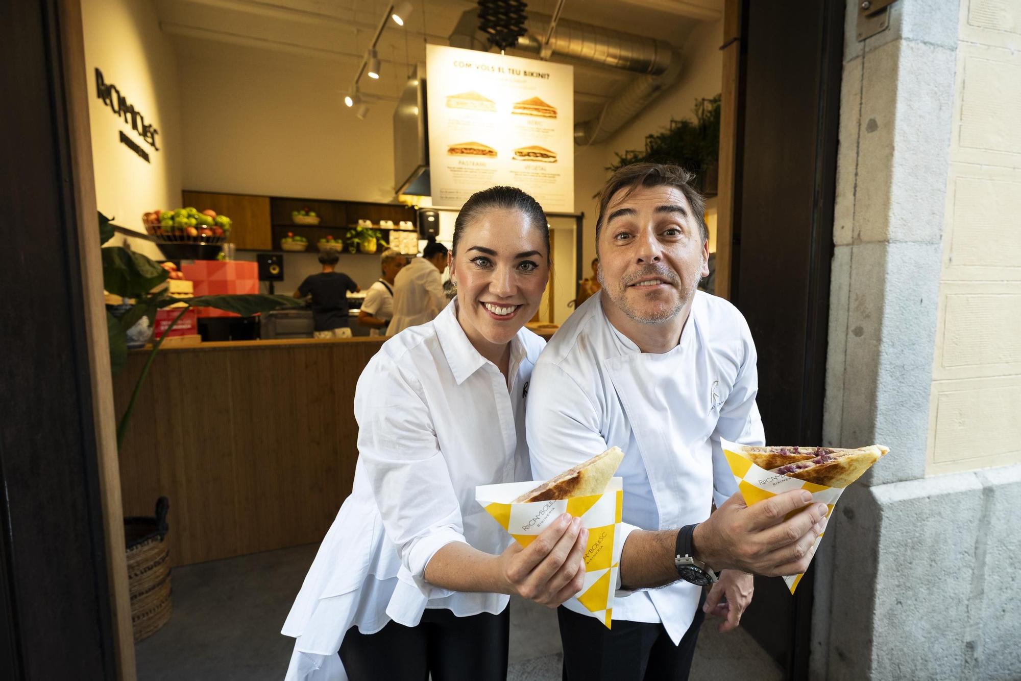 Inauguració de la biquineria dels Germans Roca, la Rocambolesc Bikineria