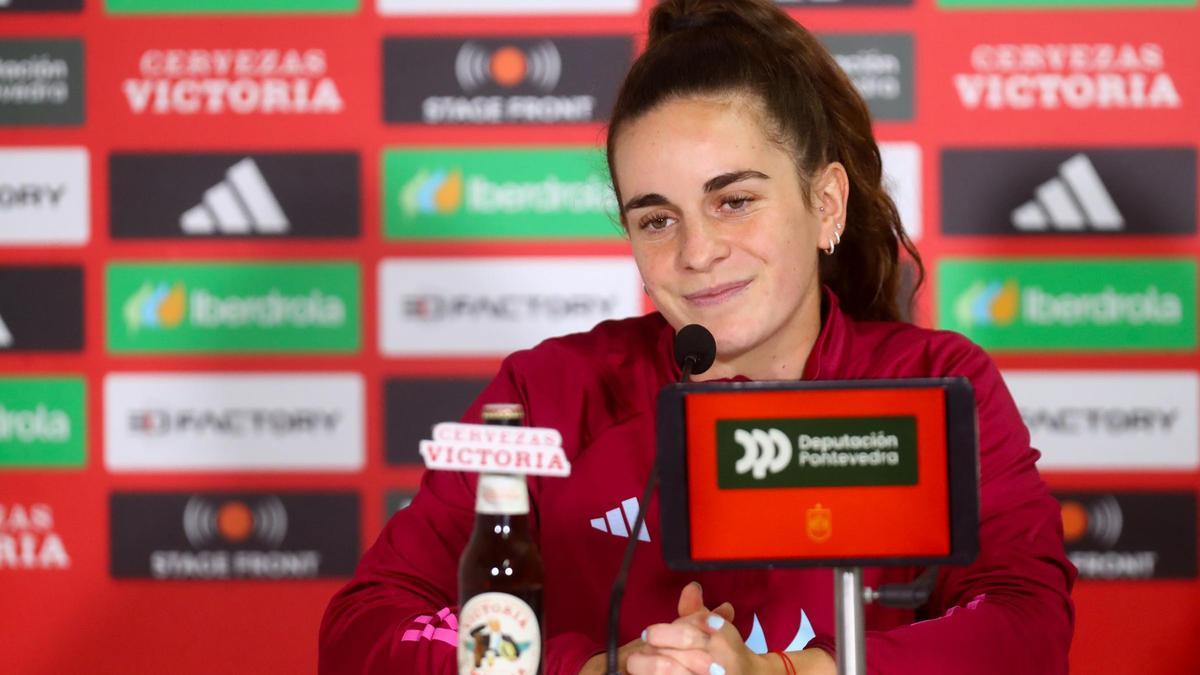 Cambados entrenamiento selección española de fútbol femenino campo de Burgans