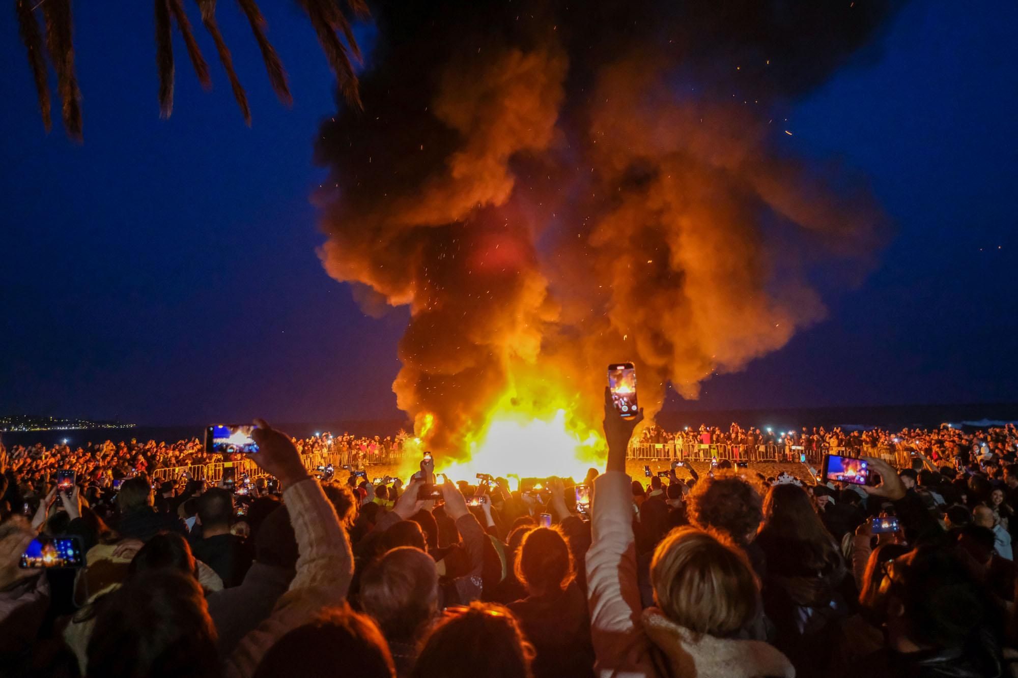 El Entierro del Boquerón del Carnaval de Málaga 2023, en imágenes