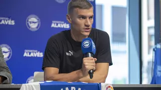 El Real Zaragoza se lanza a por el central del Alavés Nikola Maras