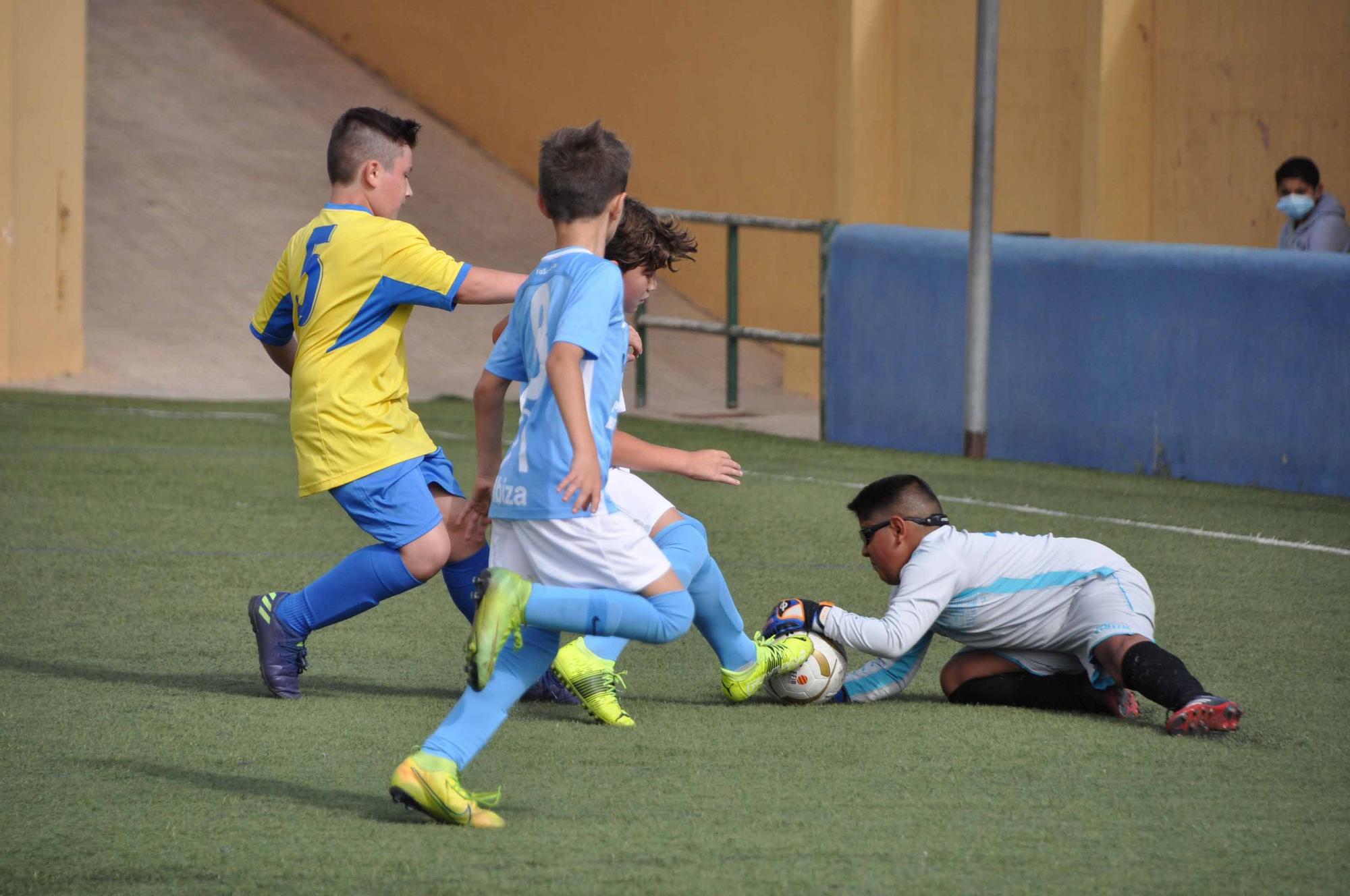 Todas las fotos de la última jornada de fútbol base en Ibiza (8 y 9 de mayo)